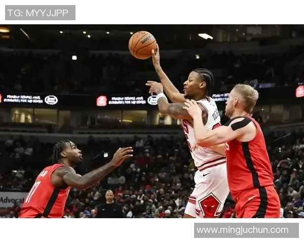 90年代公牛队与活塞队的经典对决回顾与战术分析