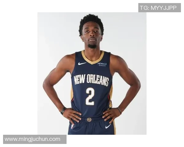 赫伯特琼斯的篮球之路与职业生涯的辉煌成就分析